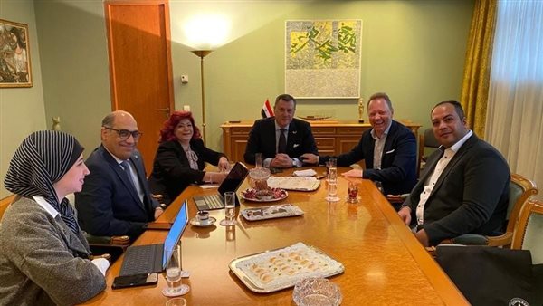 وزير السياحة والآثار