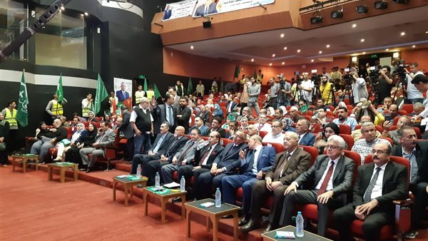 جانب من المؤتمر 