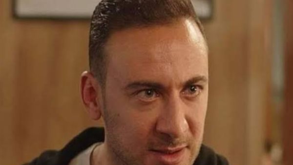 عابد عناني _ أرشيفية