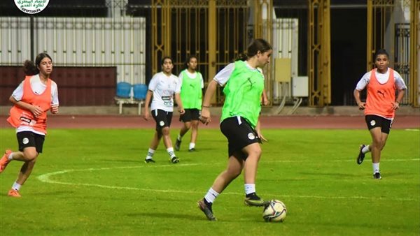 منتخب الناشئات