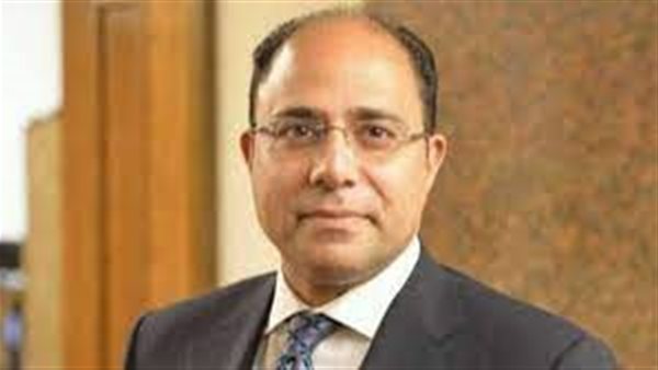 أحمد أبوزيد 