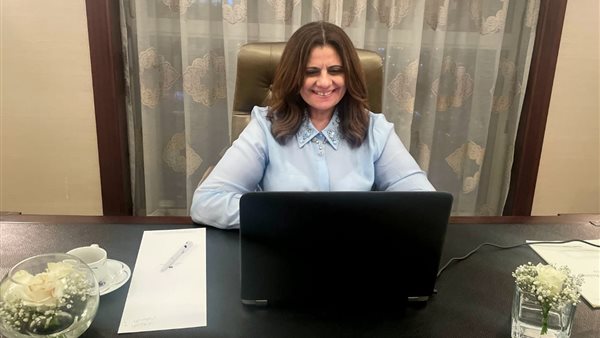 وزيرة الهجرة