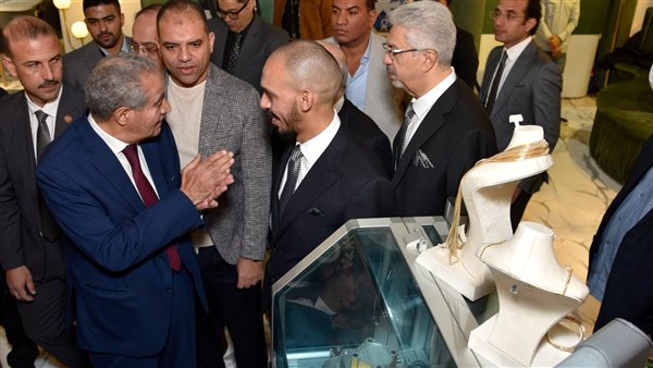 وزير التموين 