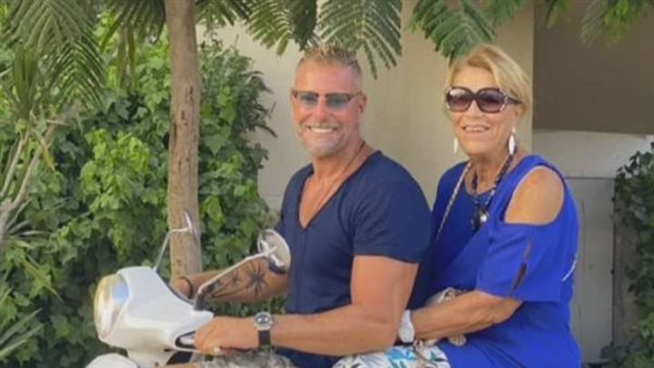 تامر هجرس ووالدته