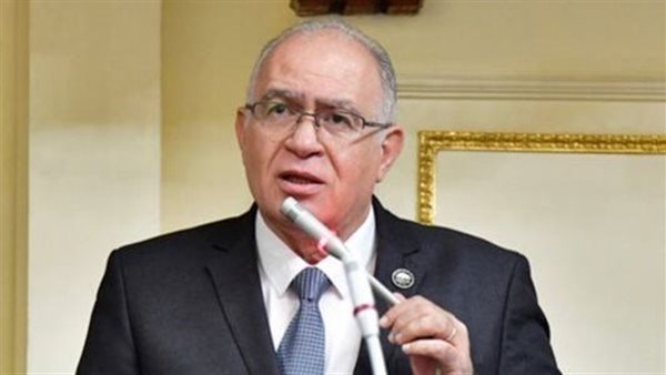 النائب طارق السيد