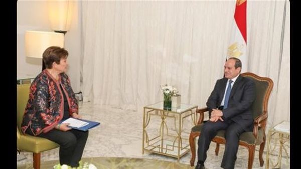 السيسي ومديرة صندوق