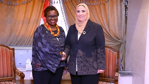 وزيرة التضامن والمديرة