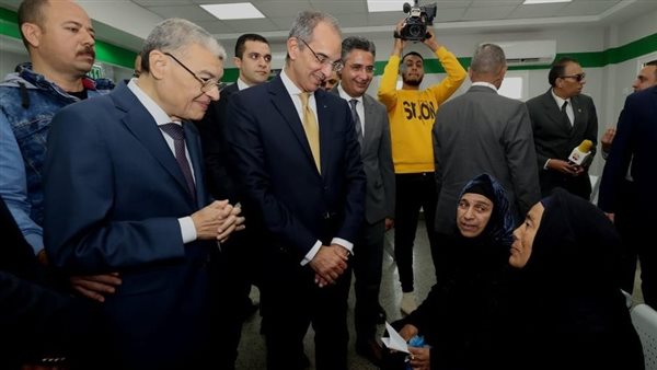 وزير الاتصالات يتفقد