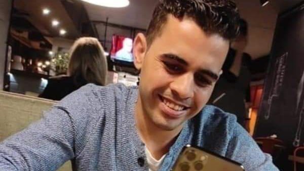 طالب الفيوم بـ روسيا