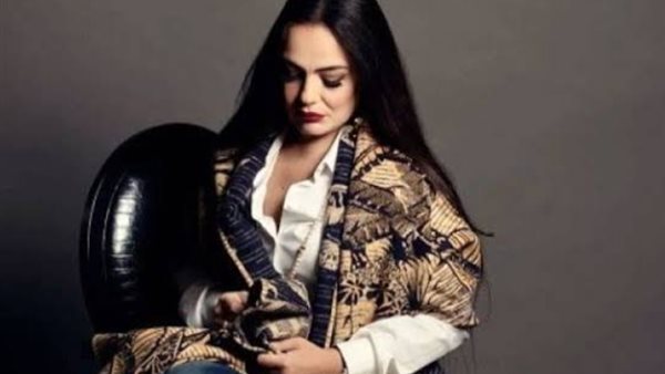 الفنانة شريهان