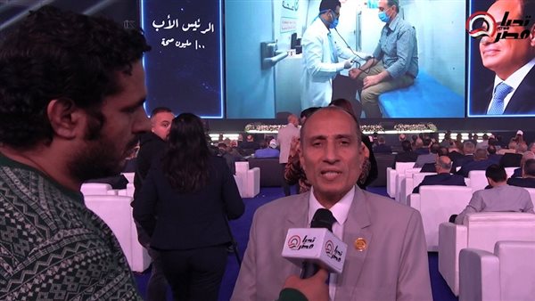 الدكتور مؤمن معاذ