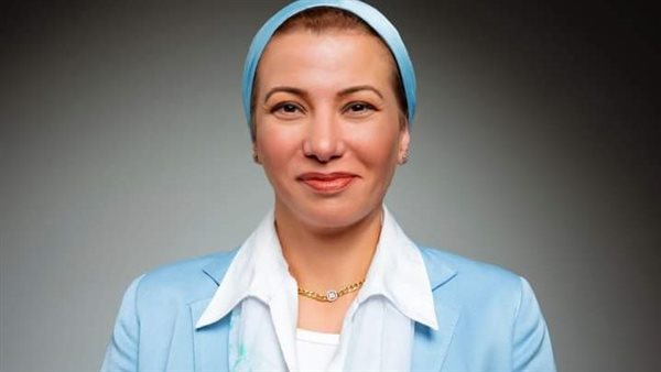 وزيرة البيئة 