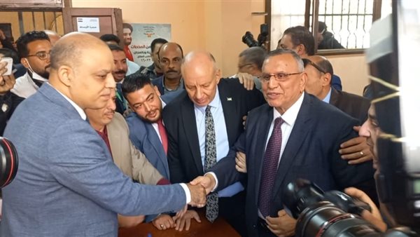 الدكتور عبدالسند