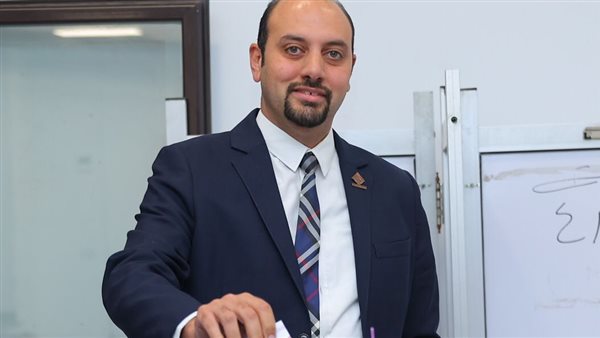 عضو تنسيقية شباب