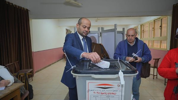  رئيس البورصة المصرية