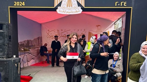 منال العبسي