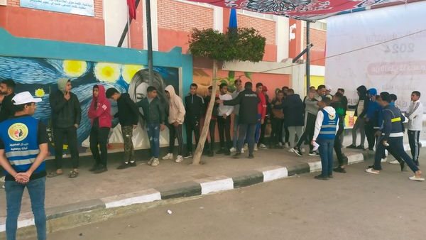 اقبال المصريين على