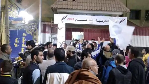 استمرار وفود الناخبين