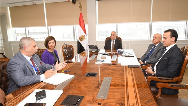 وزير الإسكان