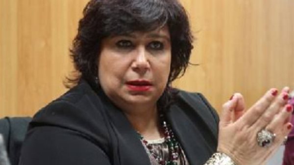 الدكتورة إيناس عبد