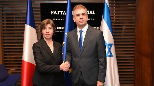  إيلي كوهين - كاثرين