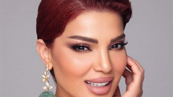 دينا حايك _ ارشيفية