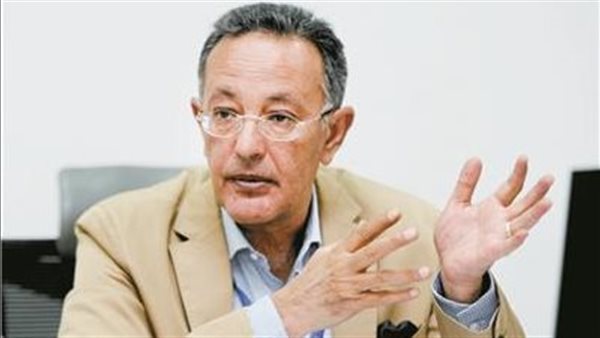 استاذ الاقتصاد أحمد