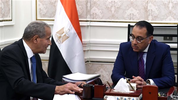 رئيس الوزراء ووزير