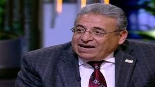 أستاذ هندسة البترول