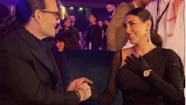 ياسمين صبري وجوني