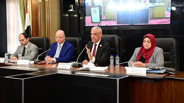 لجنة الإدارة المحلية