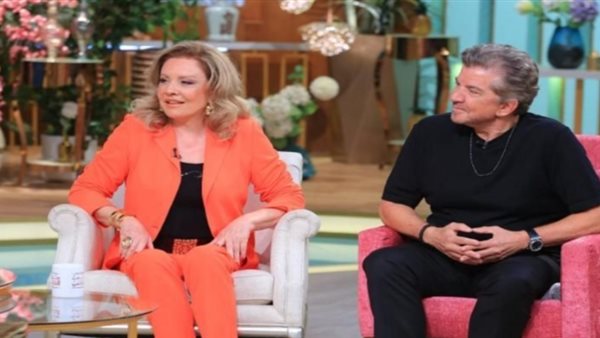 وليد توفيق وزوجته