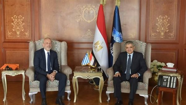 رئيس هيئة قناة السويس