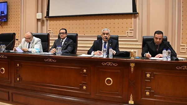 لجنة النقل والمواصلات