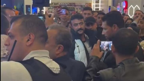 أحمد العوضي في عرض