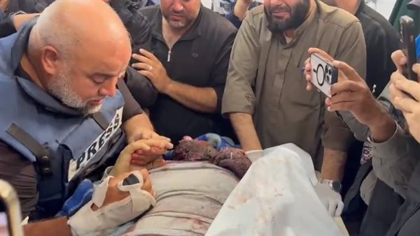 لحظة توديع وائل الدحدوح