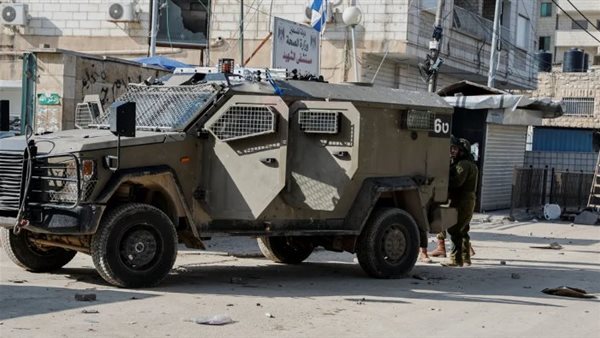 مدرعة تابعة للجيش