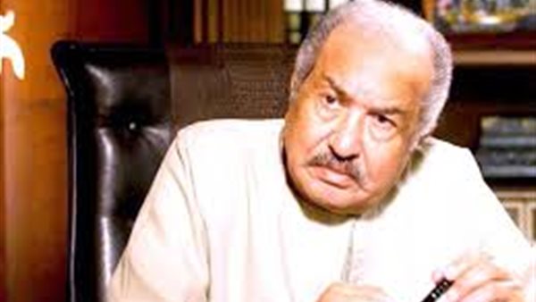 الفنان حمدي أحمد