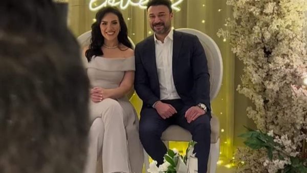 محمد العمروسي ومي