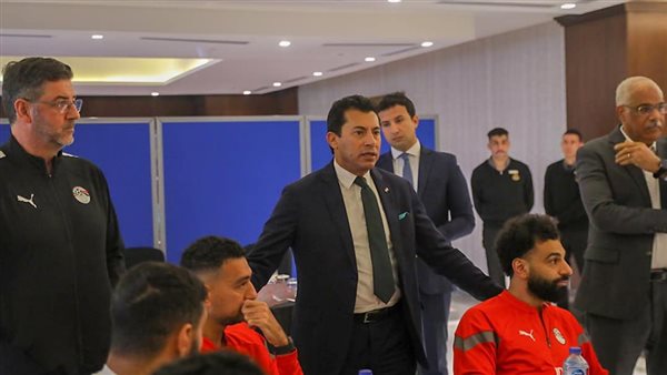 وزيرالشباب الرياضة