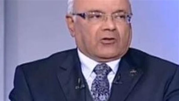 رئيس لجنه الاسكان