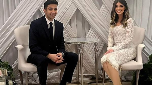 ليلى أحمد زاهر وهشام