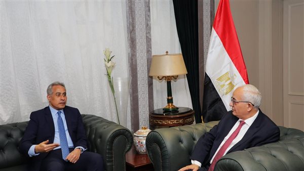 وزيرا التعليم والعمل