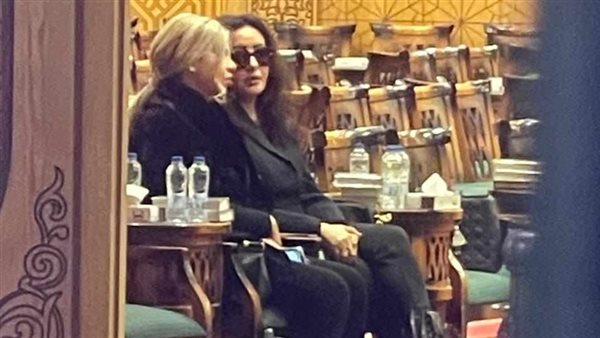 عزاء والدة لطيفة