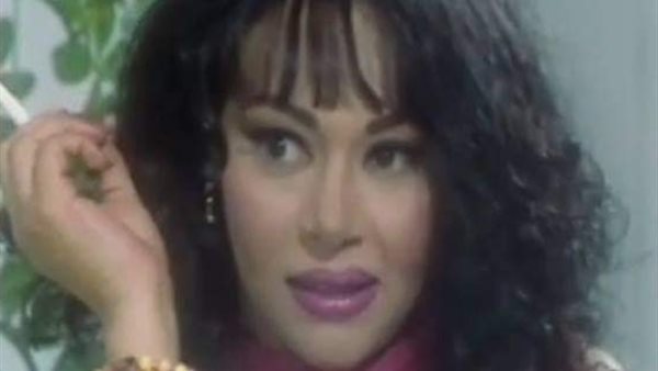 نهى العمروسي 