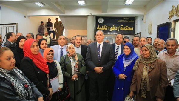 نقيب المحامين في