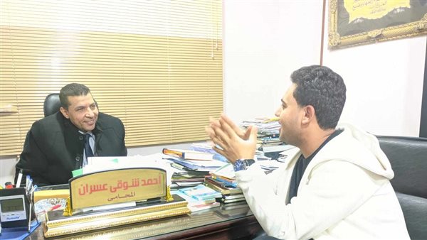 محامي النائبة ومراسل