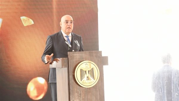 وزير الإسكان