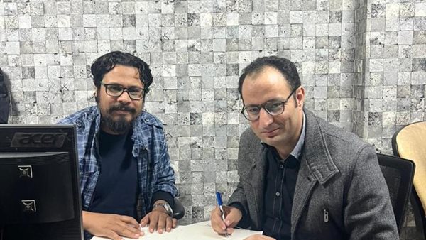  الكاتب الصحفي أحمد