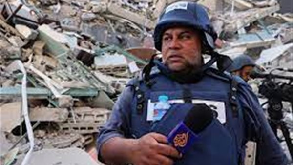 المراسل الصحفي وائل